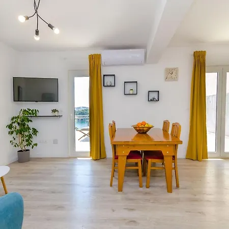 Apartment Rizza Trogir Extérieur photo